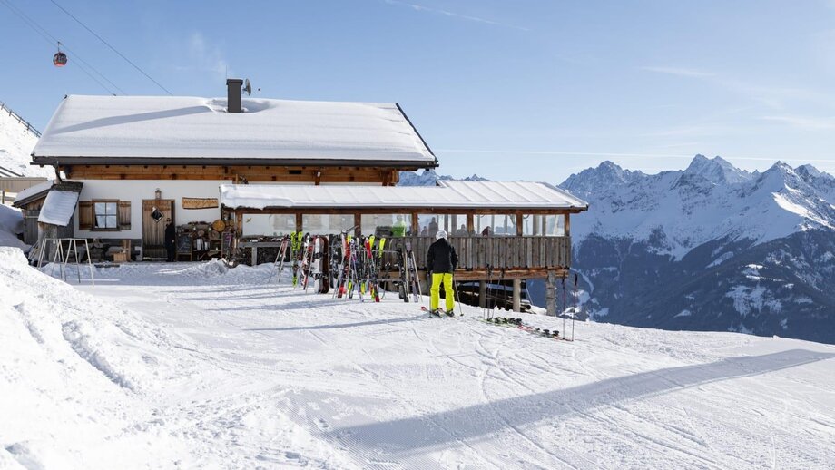 WhatsApp Image 2026-01-27 at 21.59.43