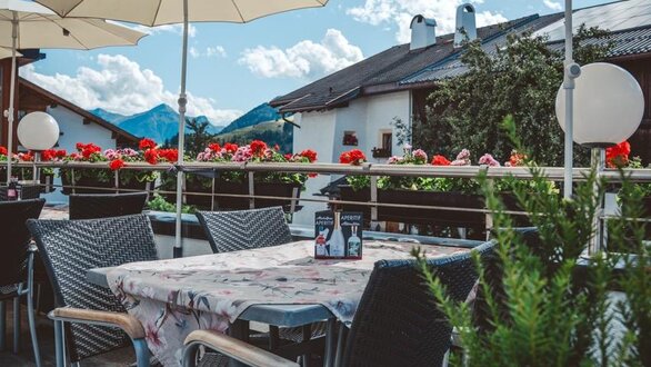 Groß ((c)_LeiterMichael_Stüberl_Terasse-12)