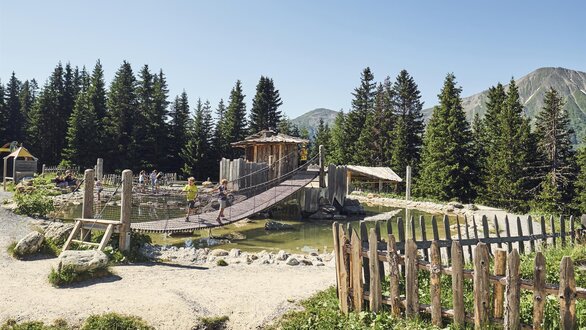 Brücke im Murmliwasser
