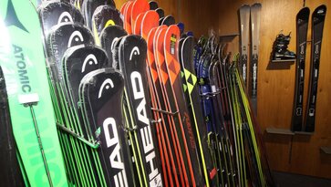 Ski selection