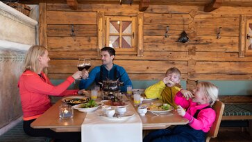 Fondue evening Sportalm Serfaus | © ©Andreas Kirschner